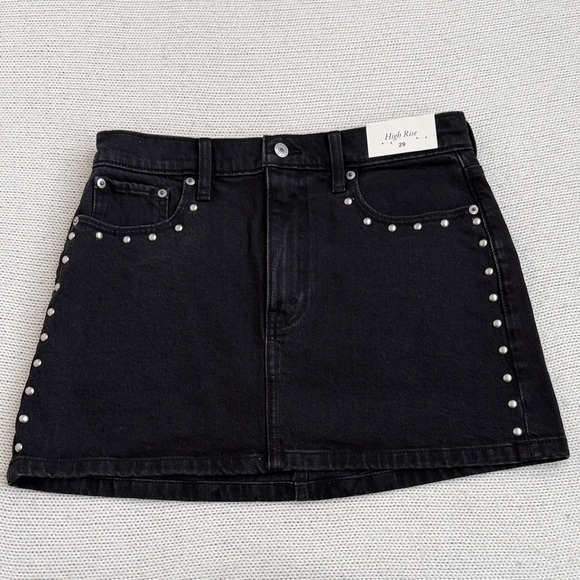 Abercrombie & Fitch Dresses & Skirts - NWT! Abercrombie & Fitch Denim Studded Mini Skirt Black Size 8/29